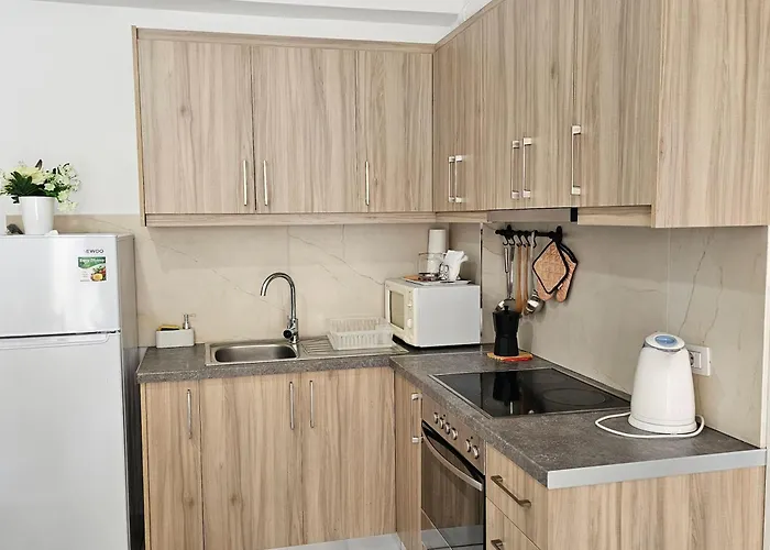 شقة Ares Summer ساراندا