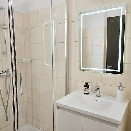 Appartamento Summer Close To The - Ares 1 Sarandë