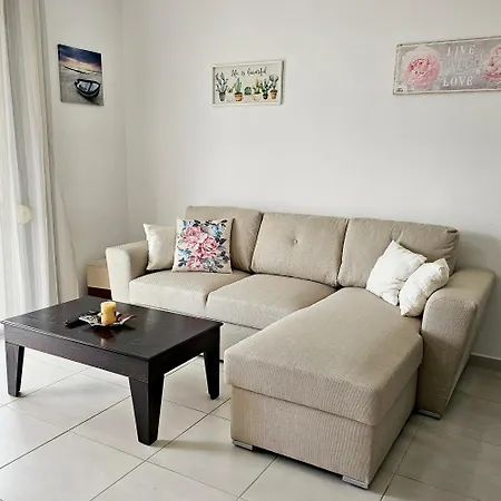 Appartamento Summer Close To The - Ares 1 *